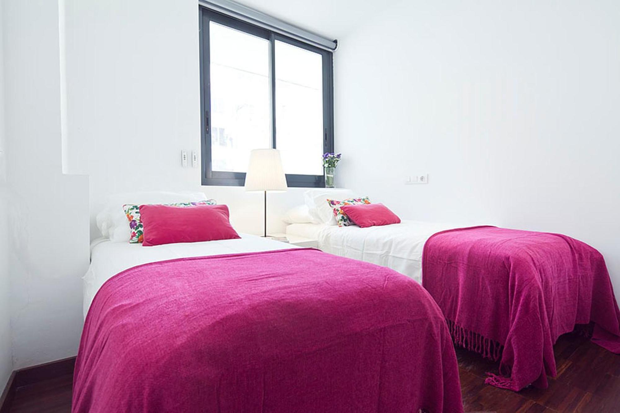 Apartment Barcelona Rentals - Private Pool And Garden Center ห้อง รูปภาพ