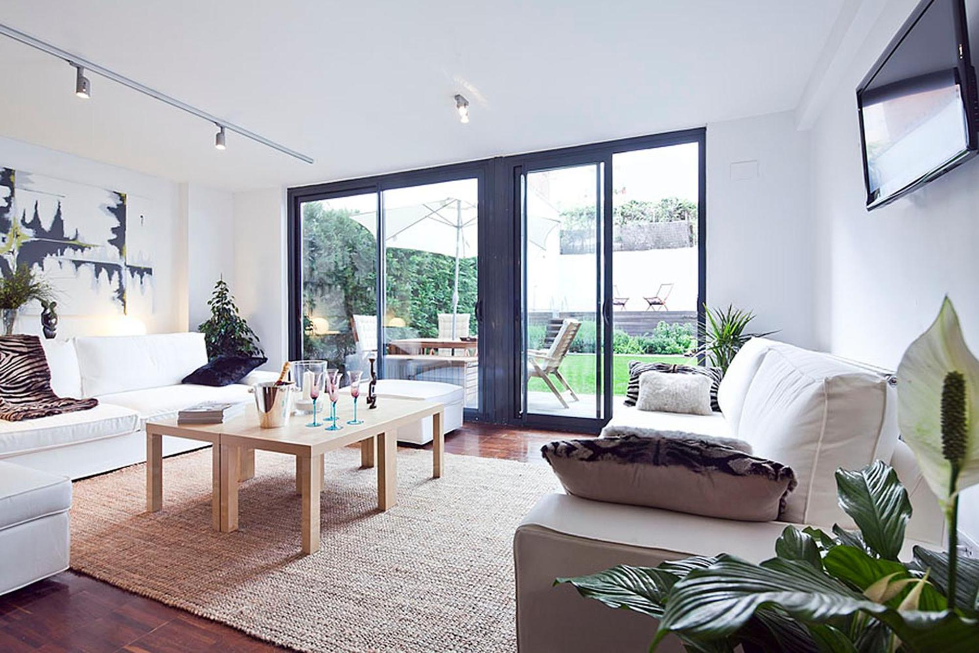 Apartment Barcelona Rentals - Private Pool And Garden Center ห้อง รูปภาพ